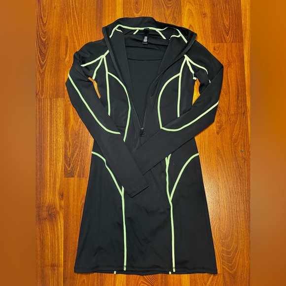 SKIMS Limited Edition NWOT Moto Contour Bodycon Dress - Picture 5 of 6